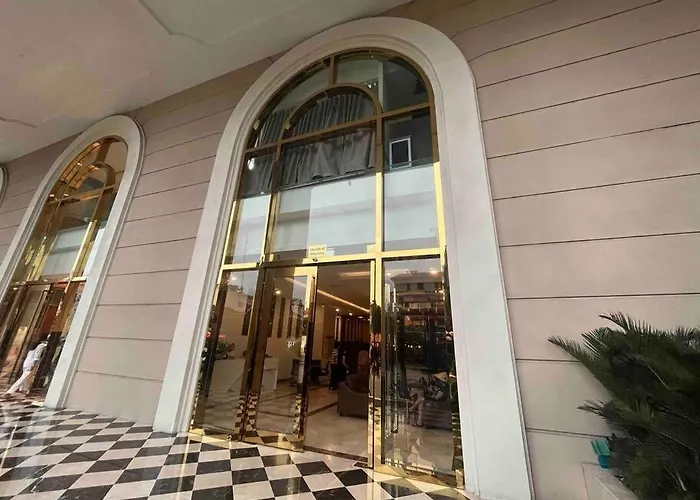 Terra Royal Commercial Center Apartment - 2 Bedroom - Good Price By Yolo Home